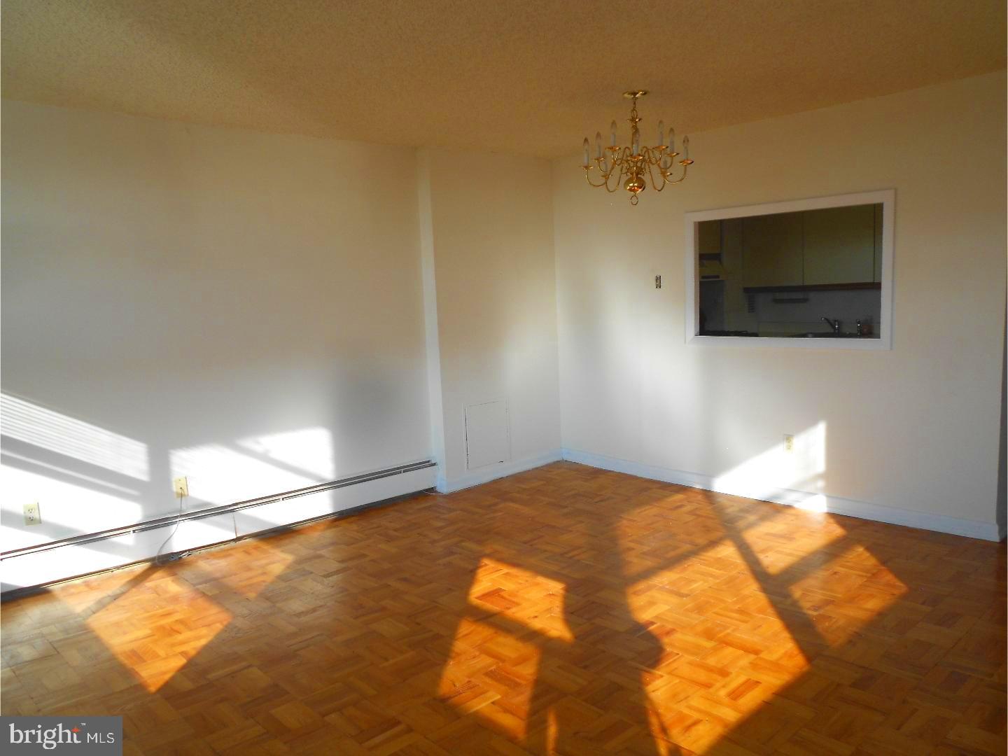 1030 E LANCASTER AVE #914