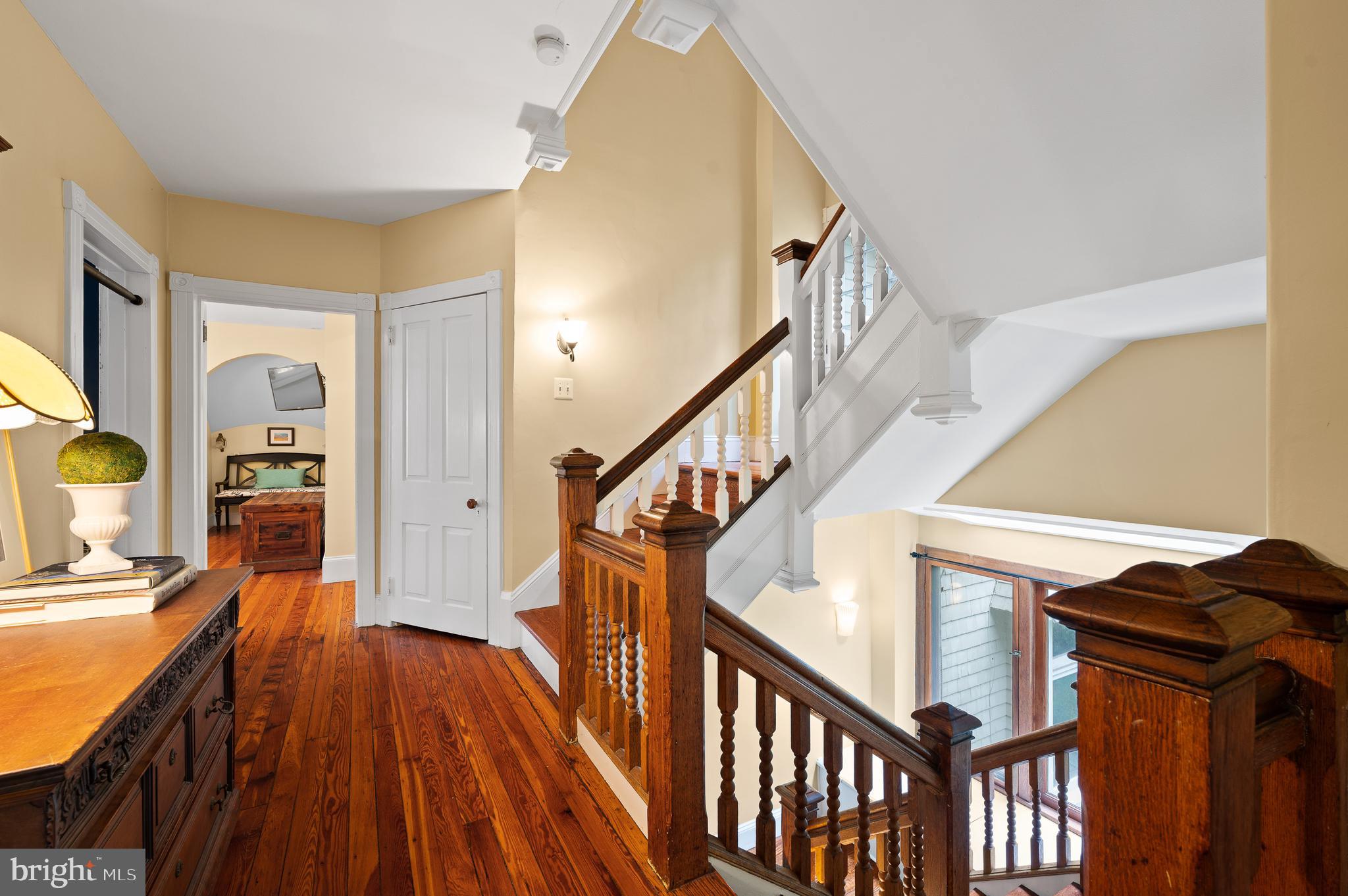 425 Chestnut Ln