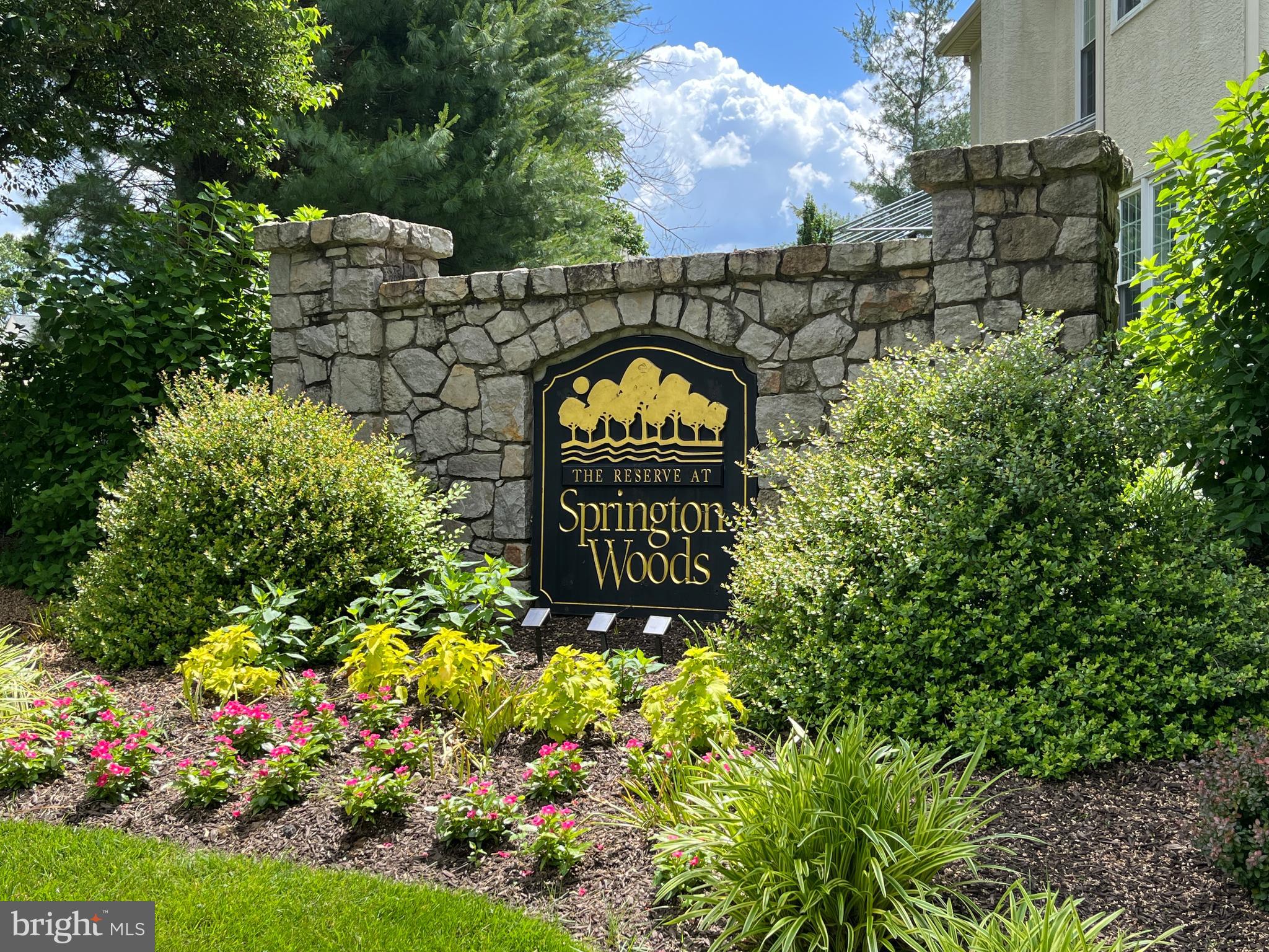 6 Ridgeview Rd