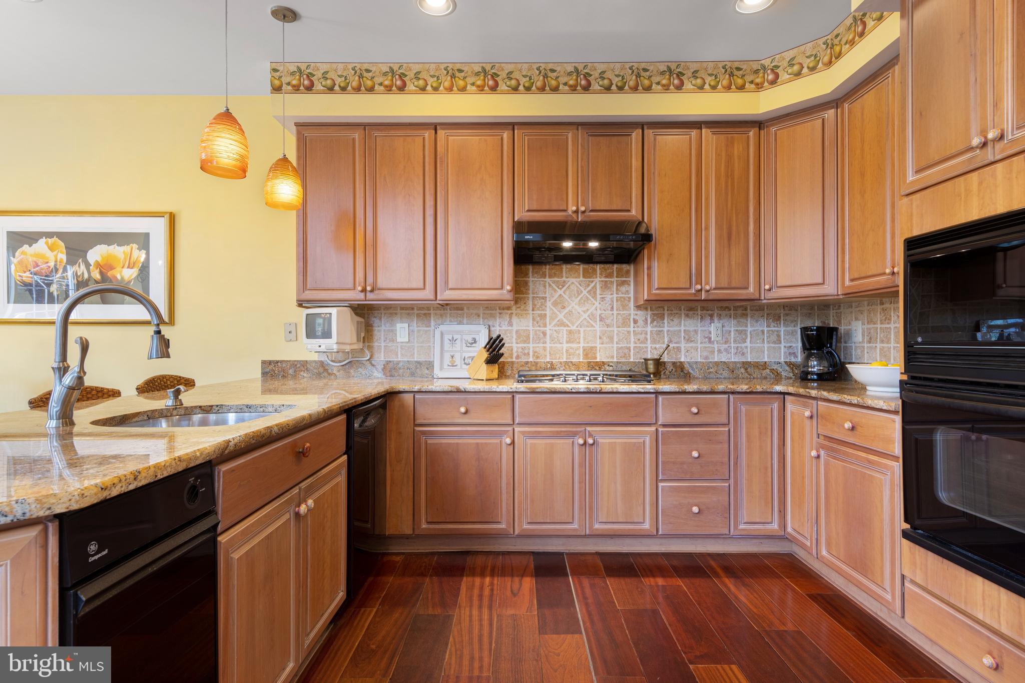 6 Ridgeview Rd