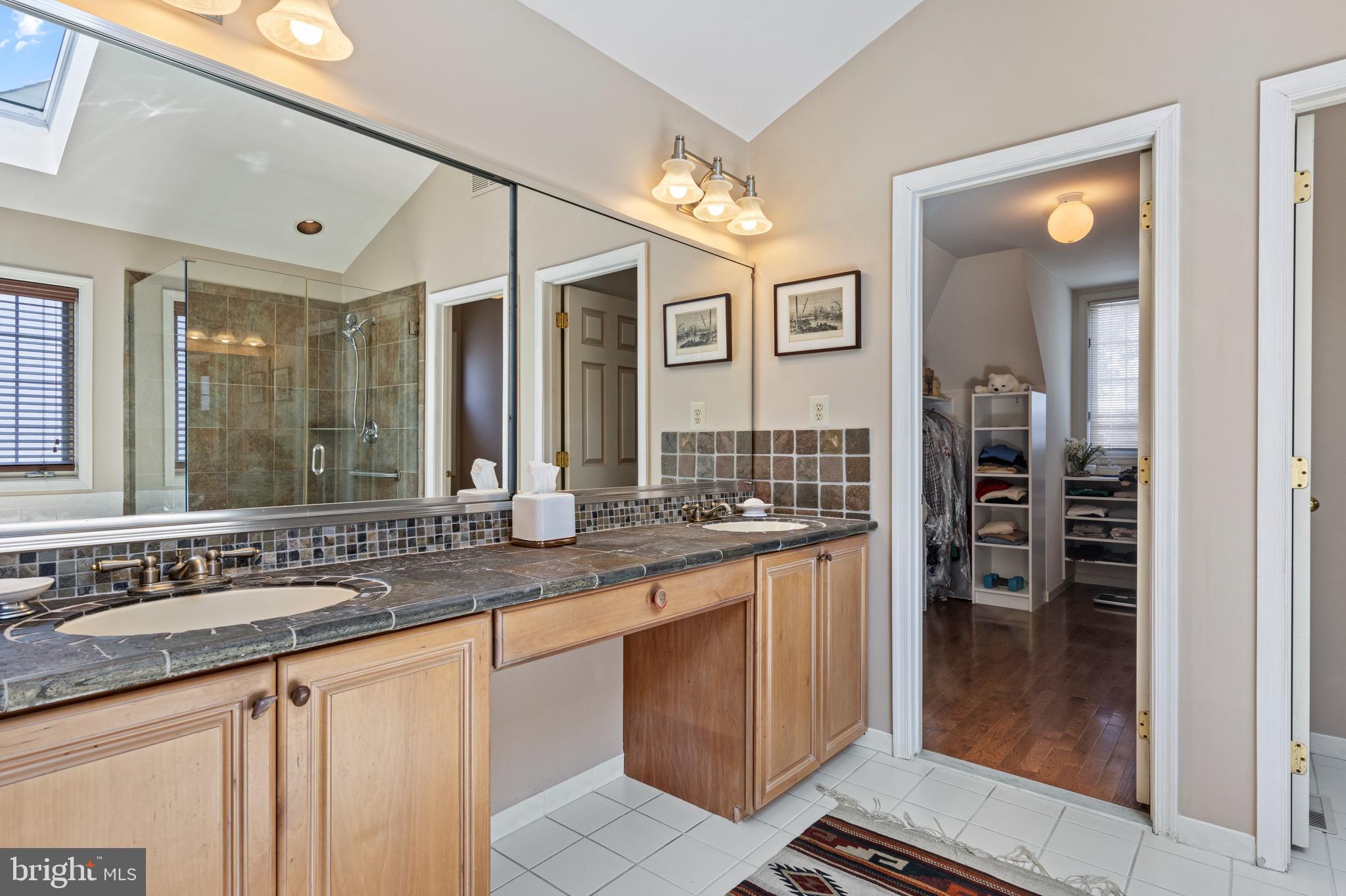 6 Ridgeview Rd