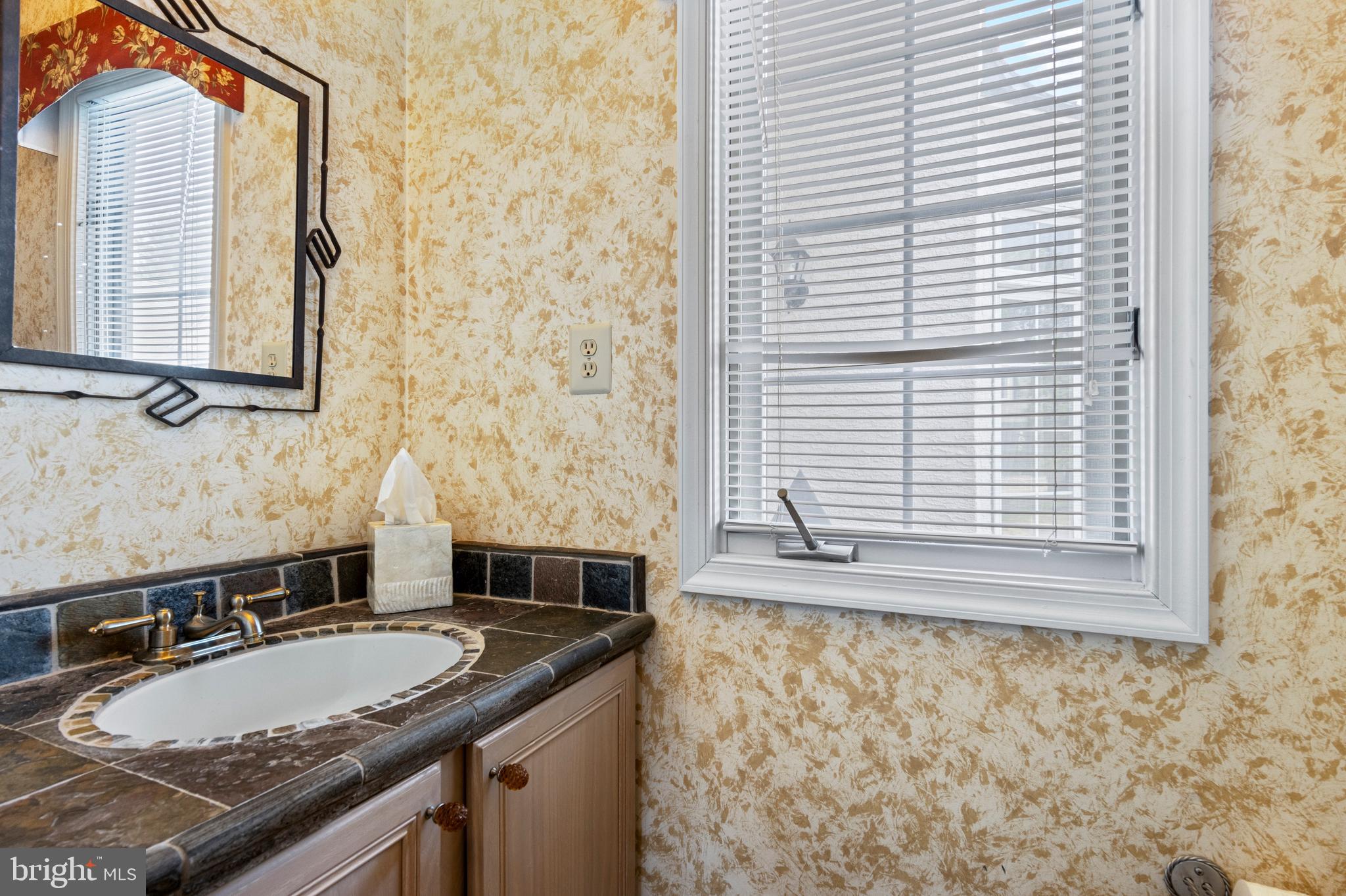 6 Ridgeview Rd