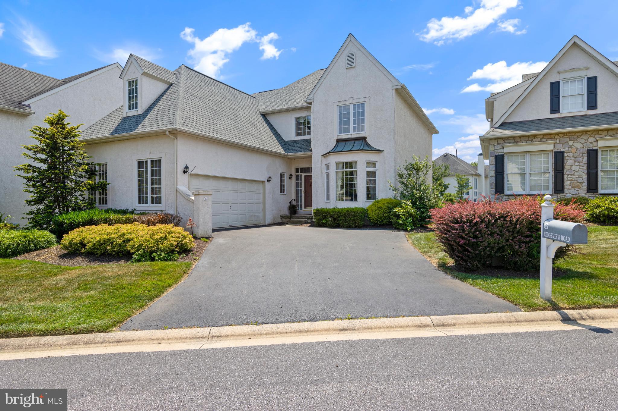 6 Ridgeview Rd