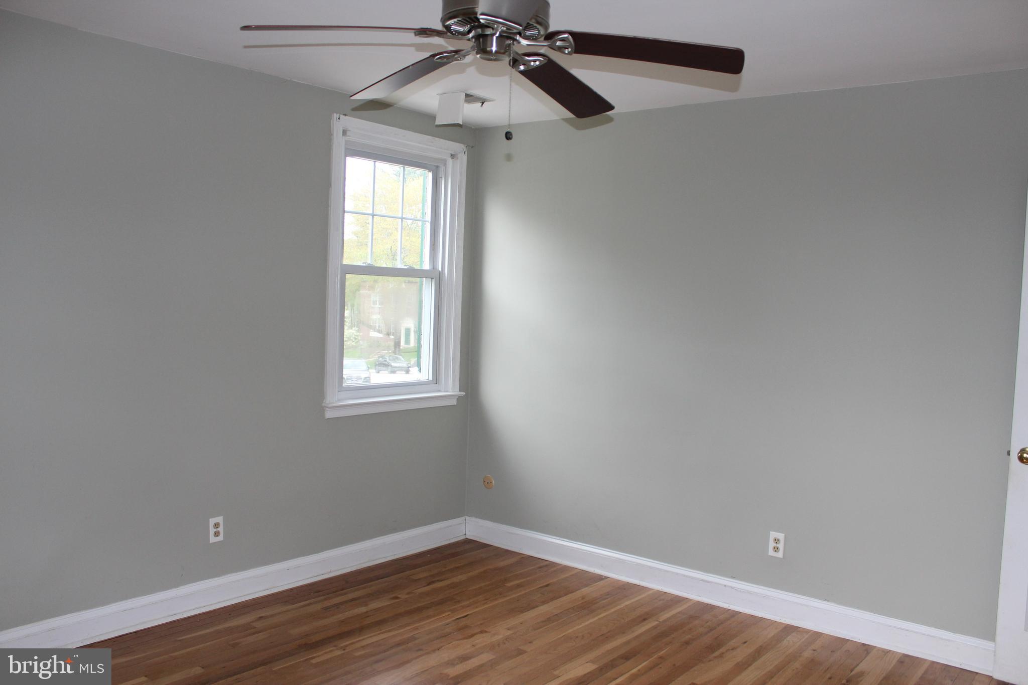 500 E LANCASTER AVE #122C