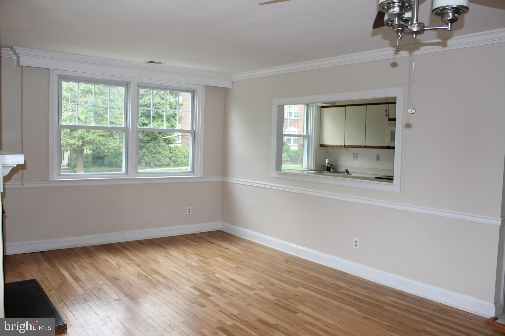 500 E LANCASTER AVE #122C