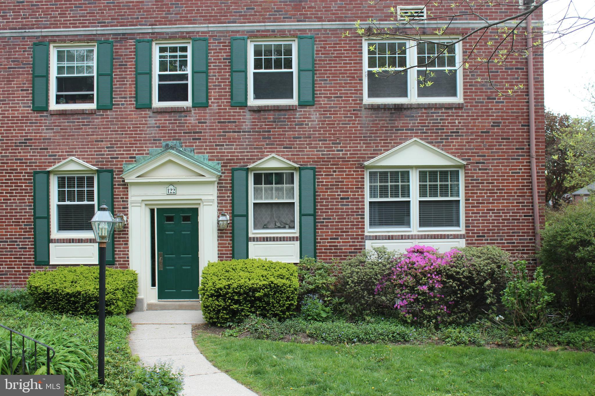 500 E LANCASTER AVE #122C