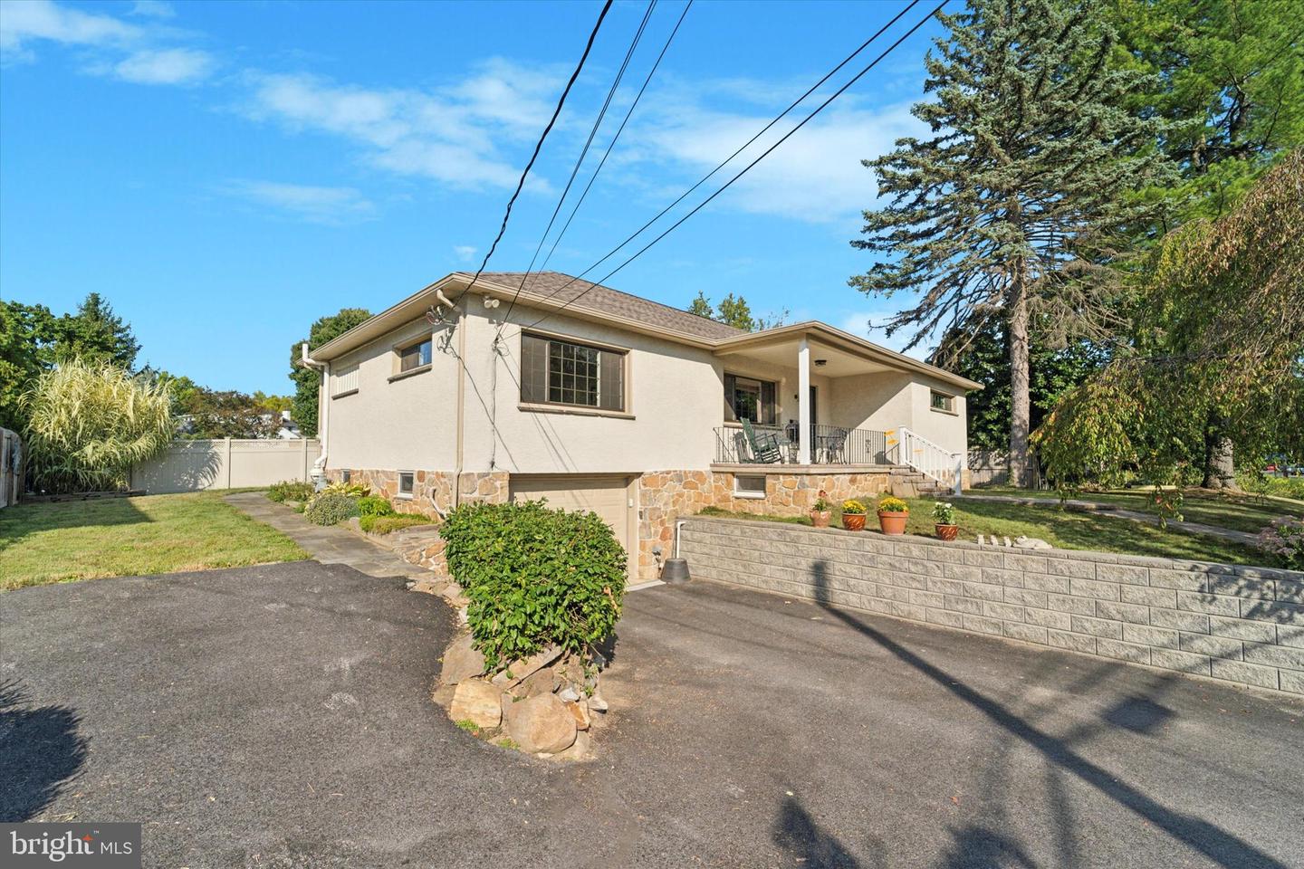 157 Conestoga Rd