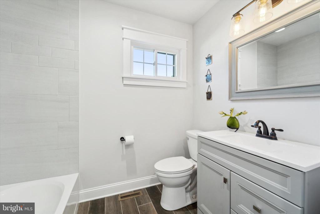 157 Conestoga Rd