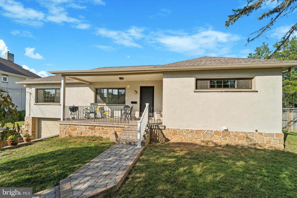 157 Conestoga Rd