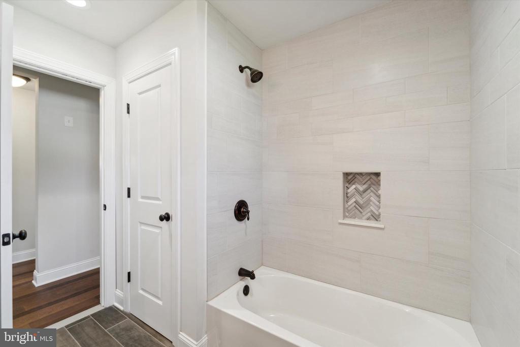 157 Conestoga Rd