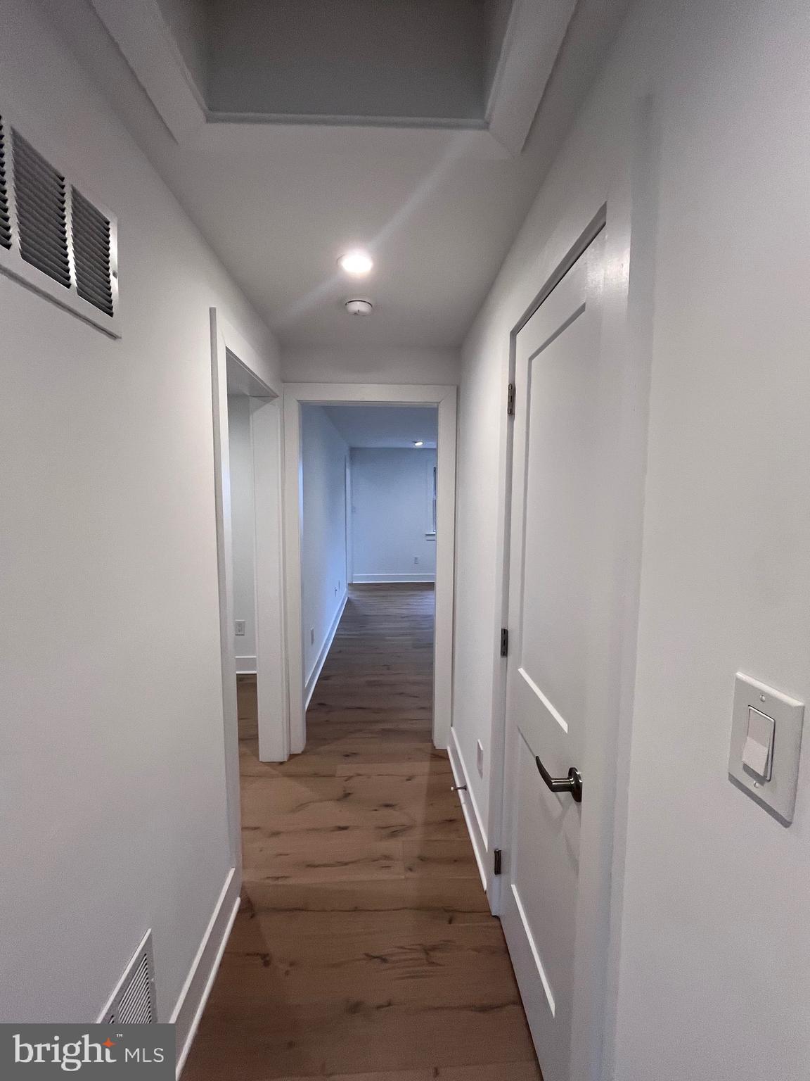 5 HOPETON LN
