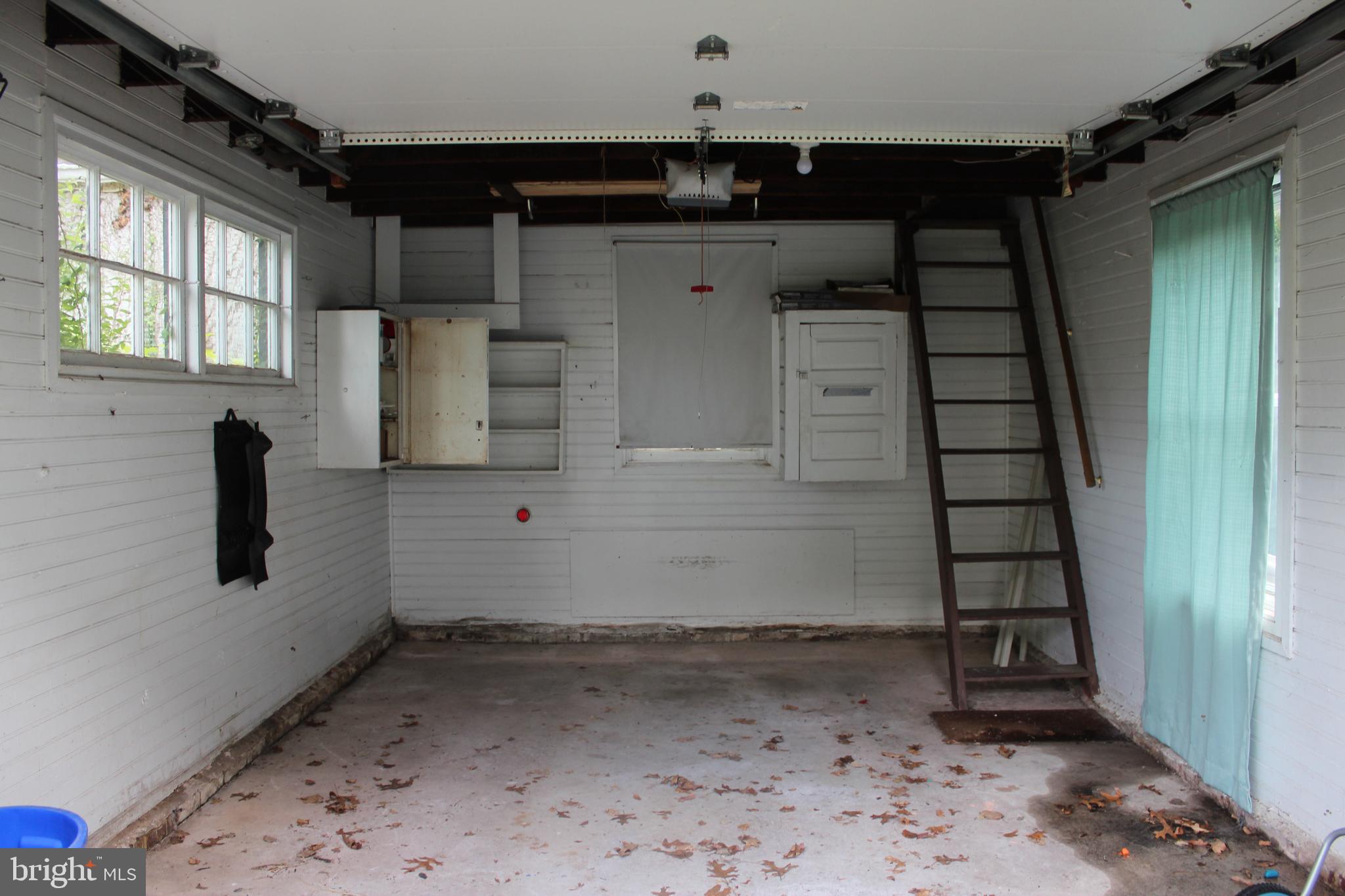 109 PETRIE AVE