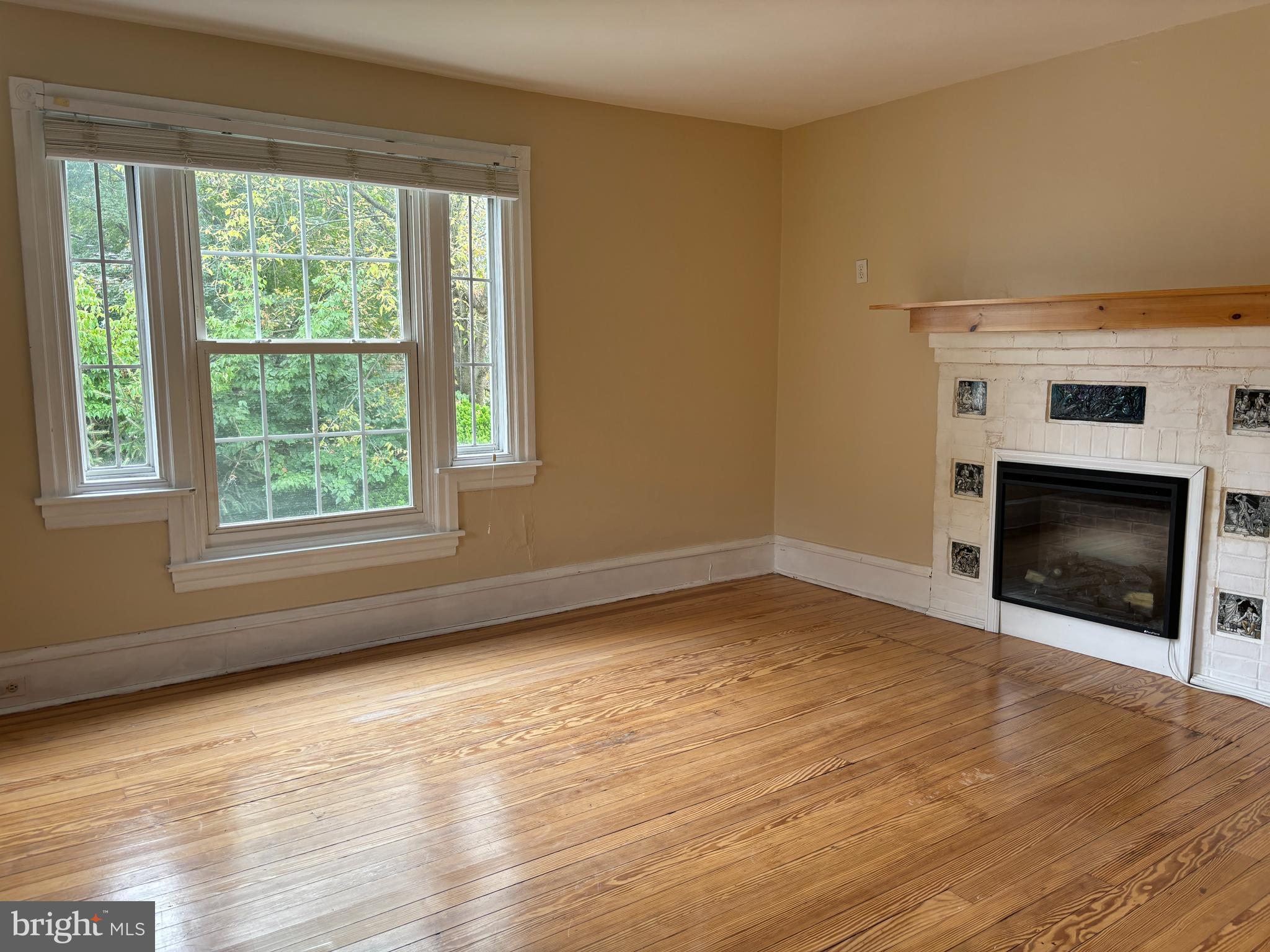 109 PETRIE AVE