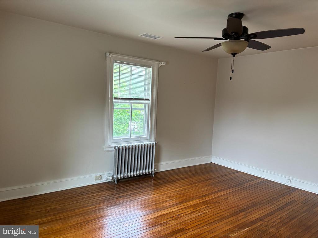 132 PLANT AVE