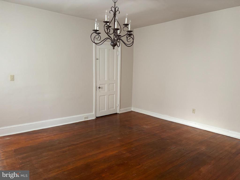 132 PLANT AVE