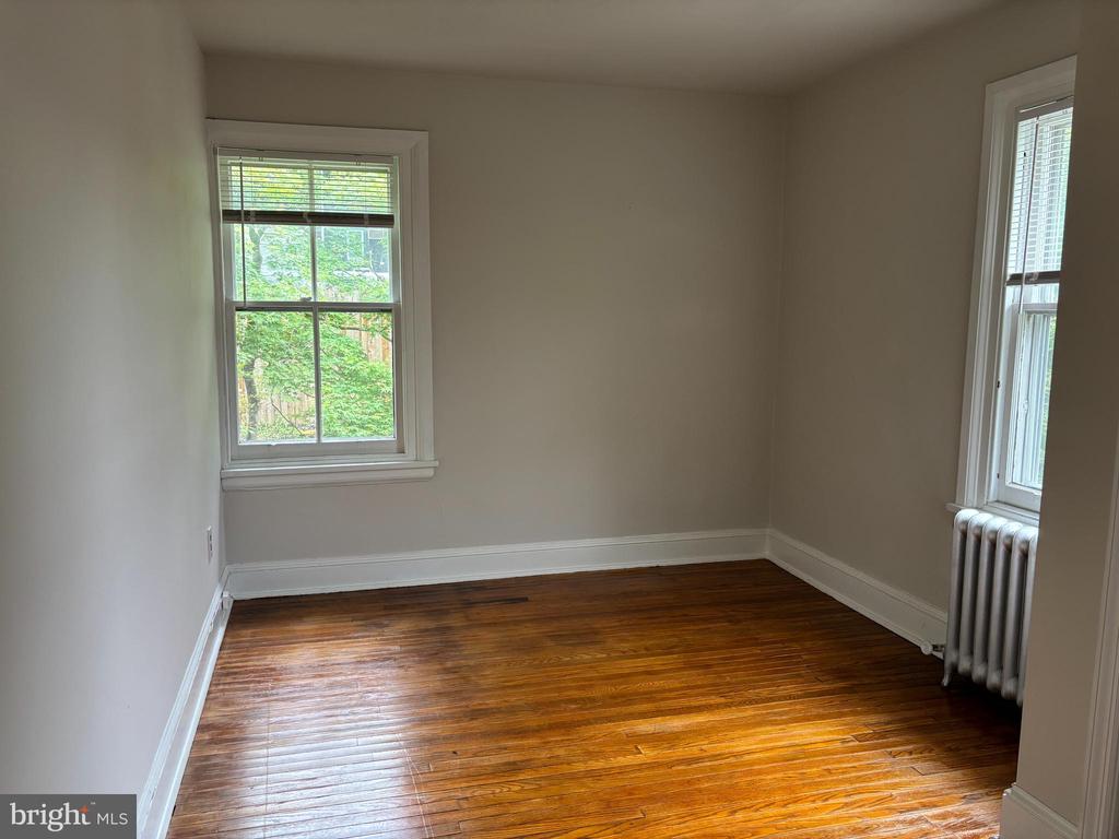 132 PLANT AVE