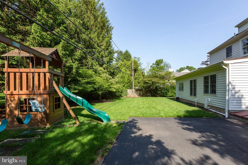 20 Aldwyn Ln