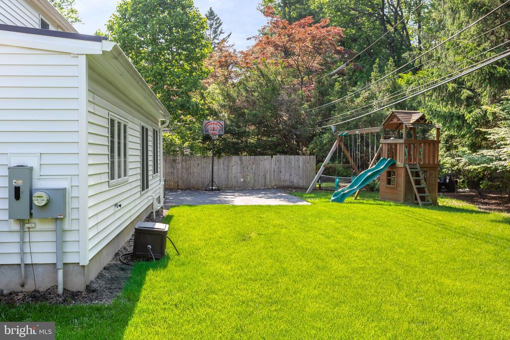 20 Aldwyn Ln
