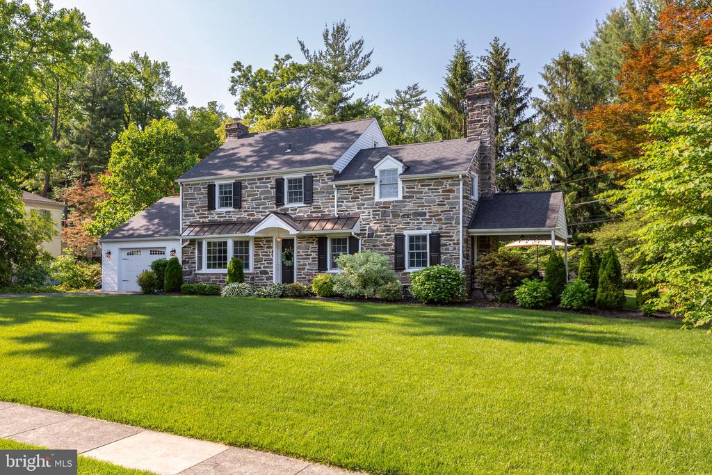 20 Aldwyn Ln