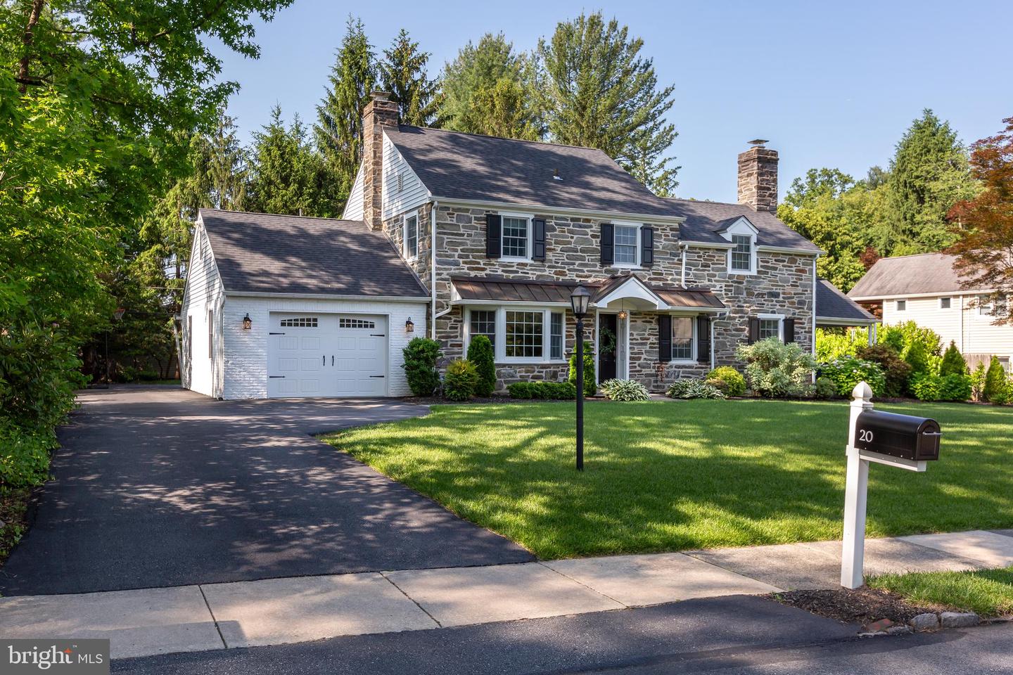 20 Aldwyn Ln