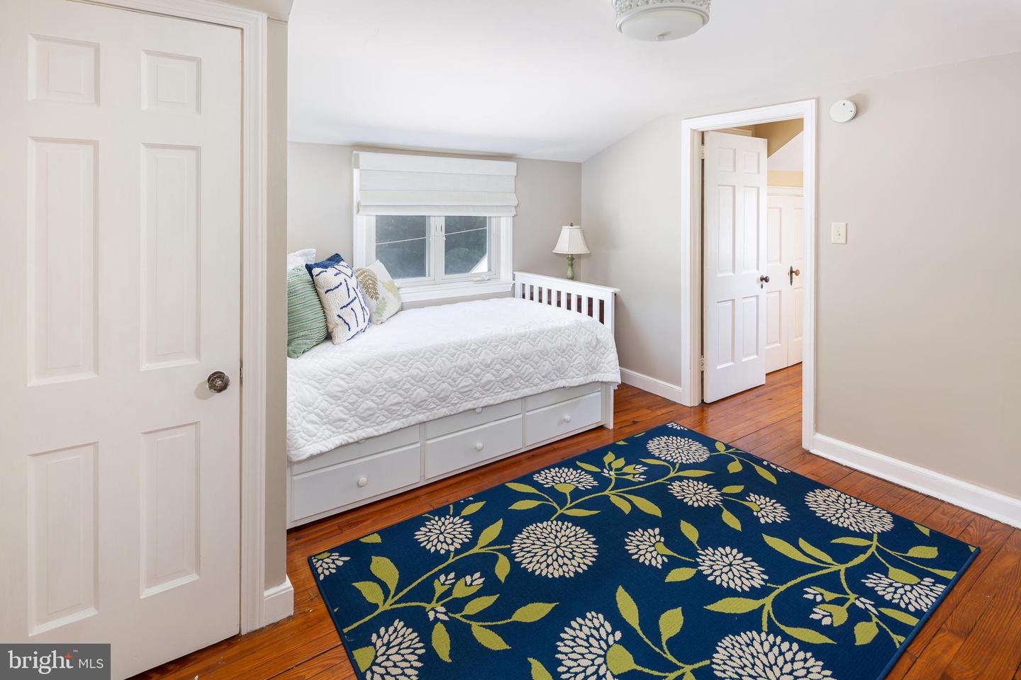 20 Aldwyn Ln