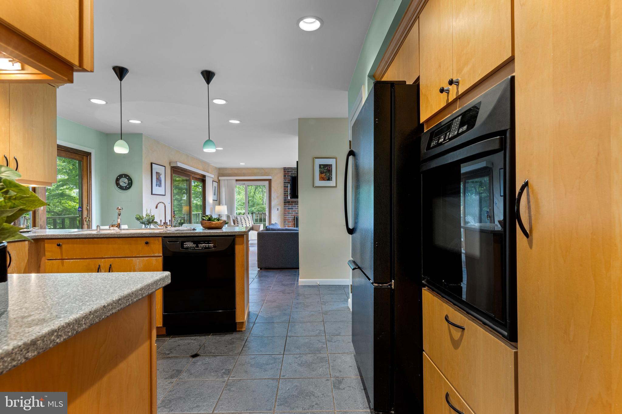 39 Haymarket Ln