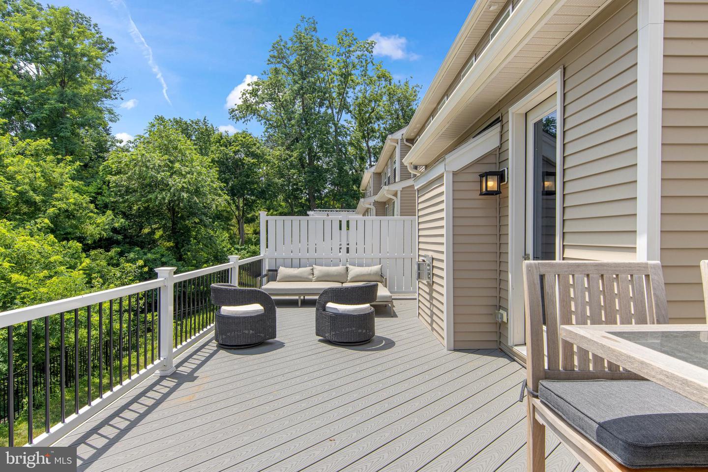 154 Kennedy Dr