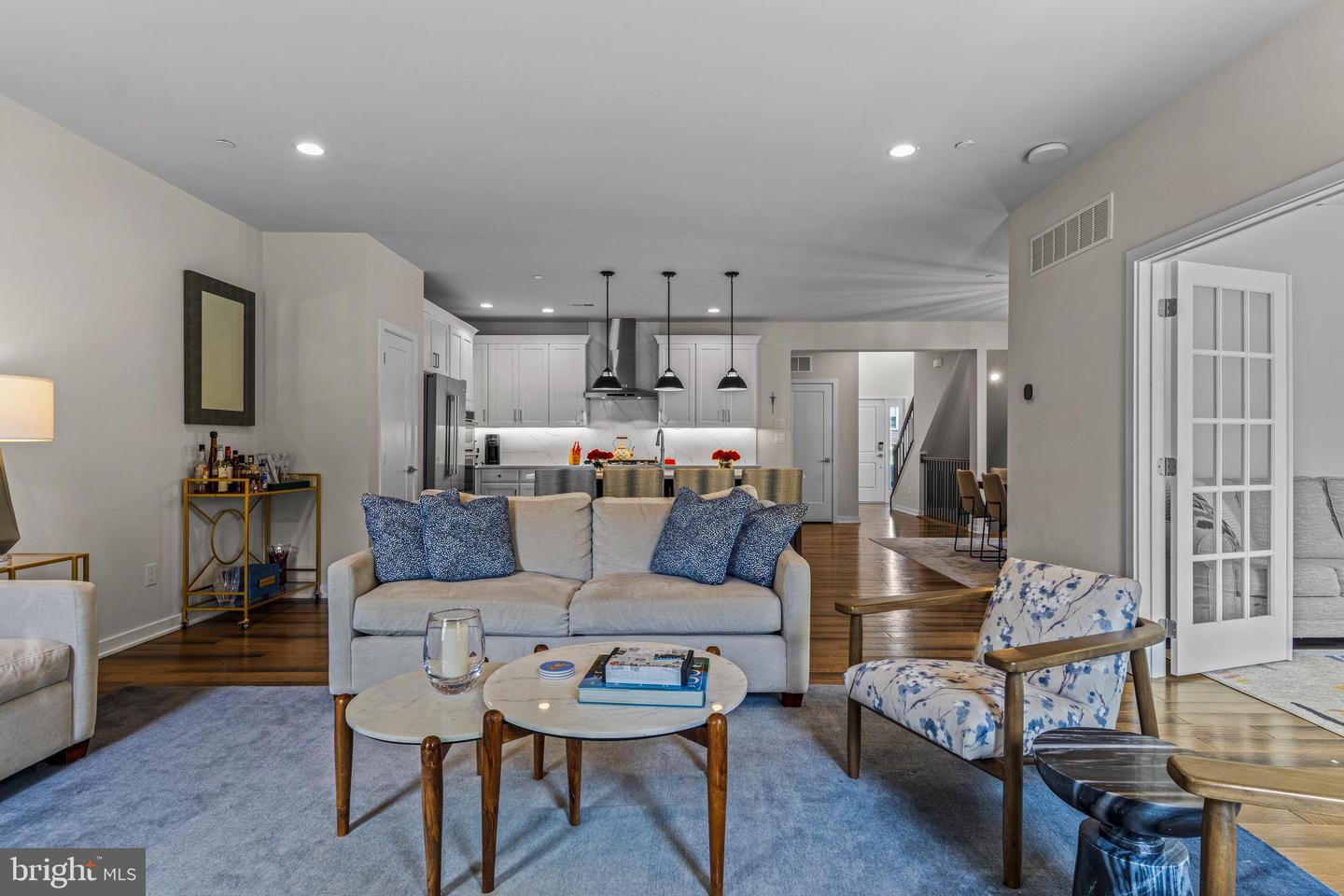 154 Kennedy Dr
