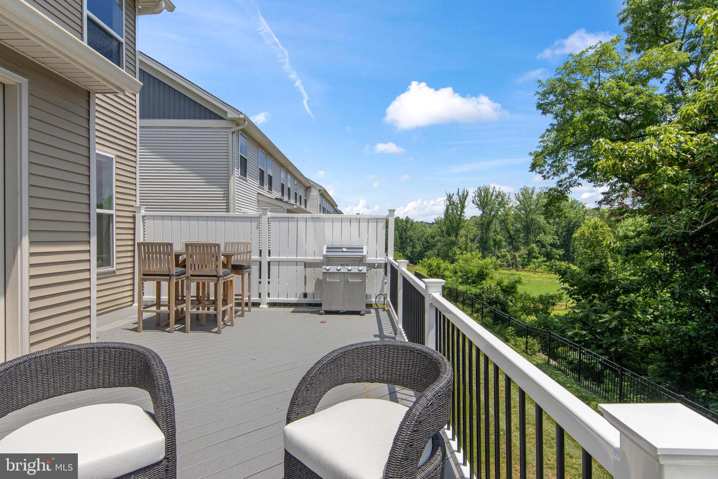 154 Kennedy Dr