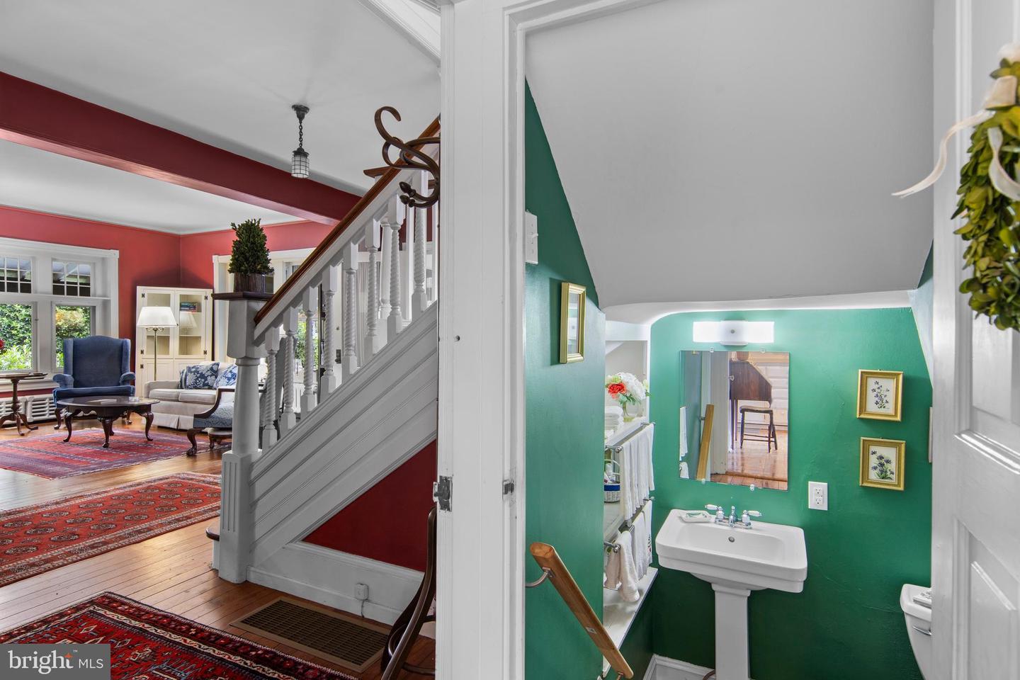 314 Midland Ave