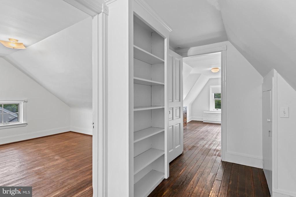 314 Midland Ave