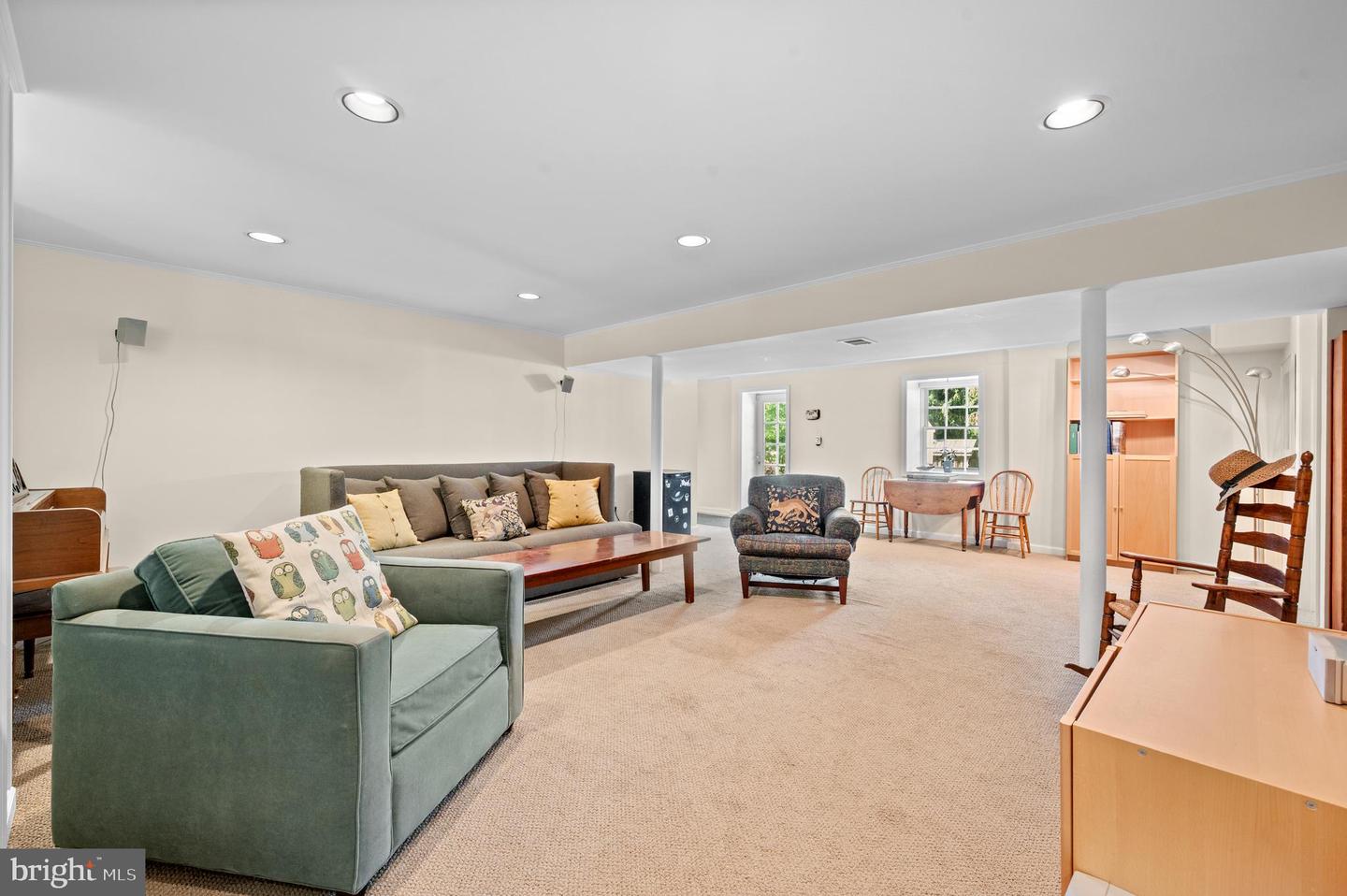 211 Spruce Tree Rd