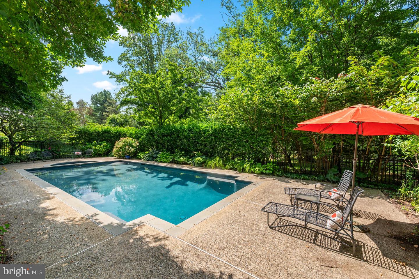 211 Spruce Tree Rd