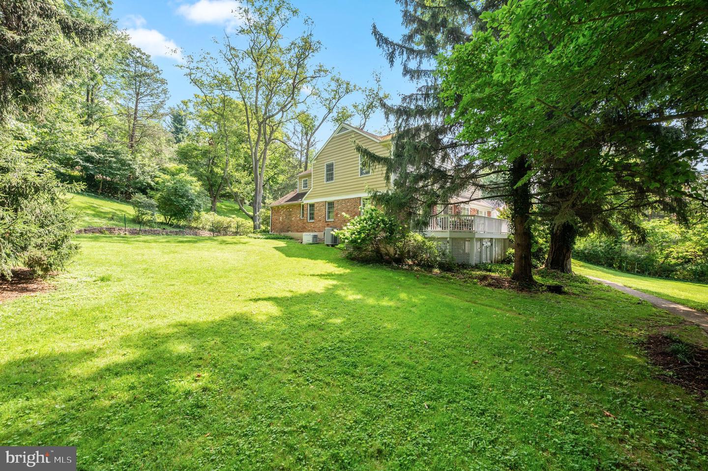 211 Spruce Tree Rd