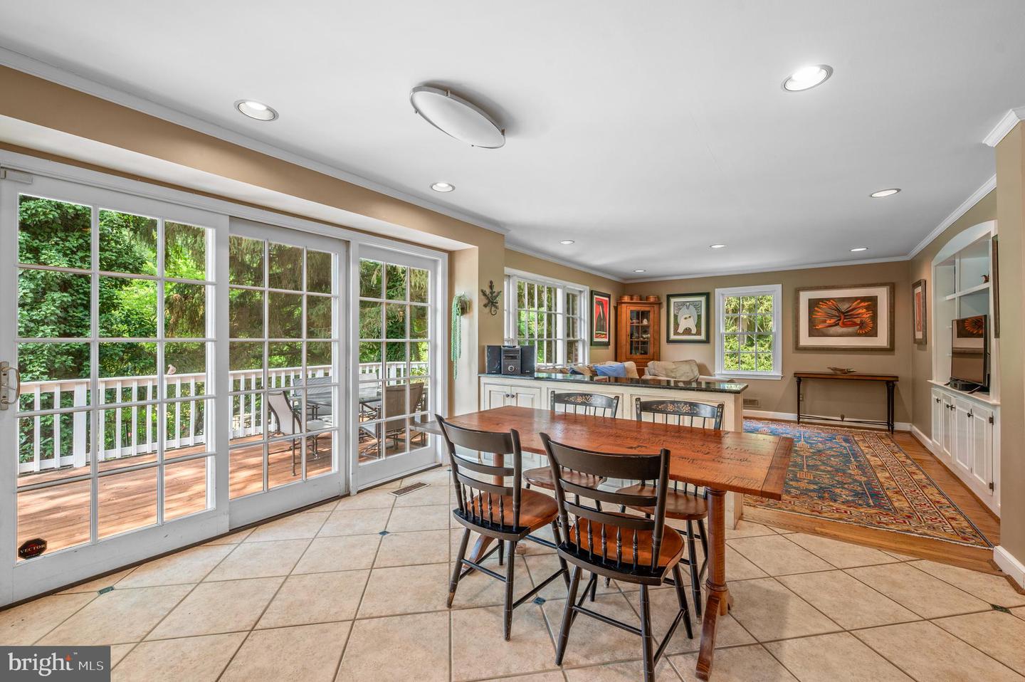 211 Spruce Tree Rd