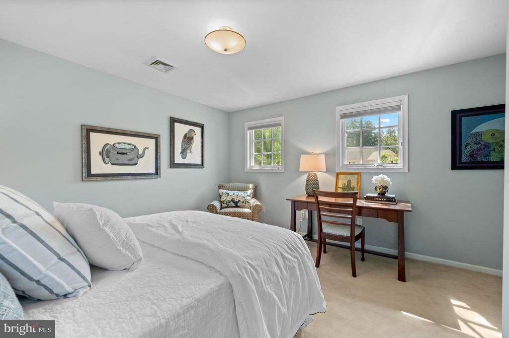 211 Spruce Tree Rd