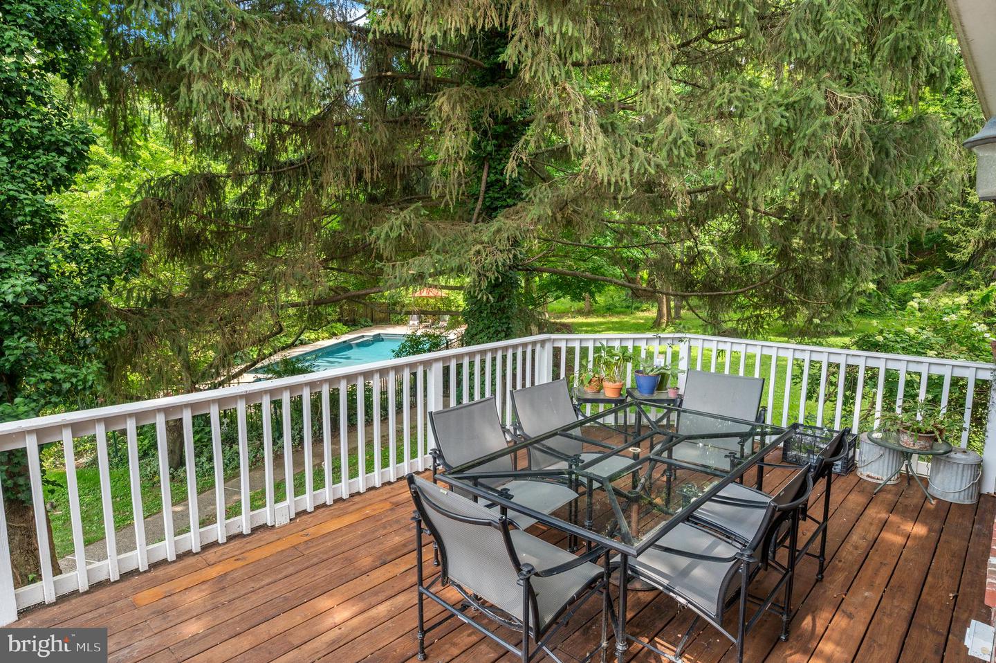 211 Spruce Tree Rd