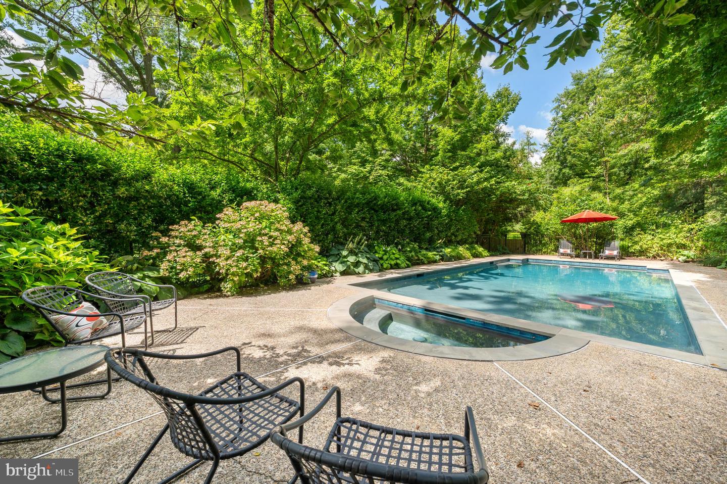 211 Spruce Tree Rd