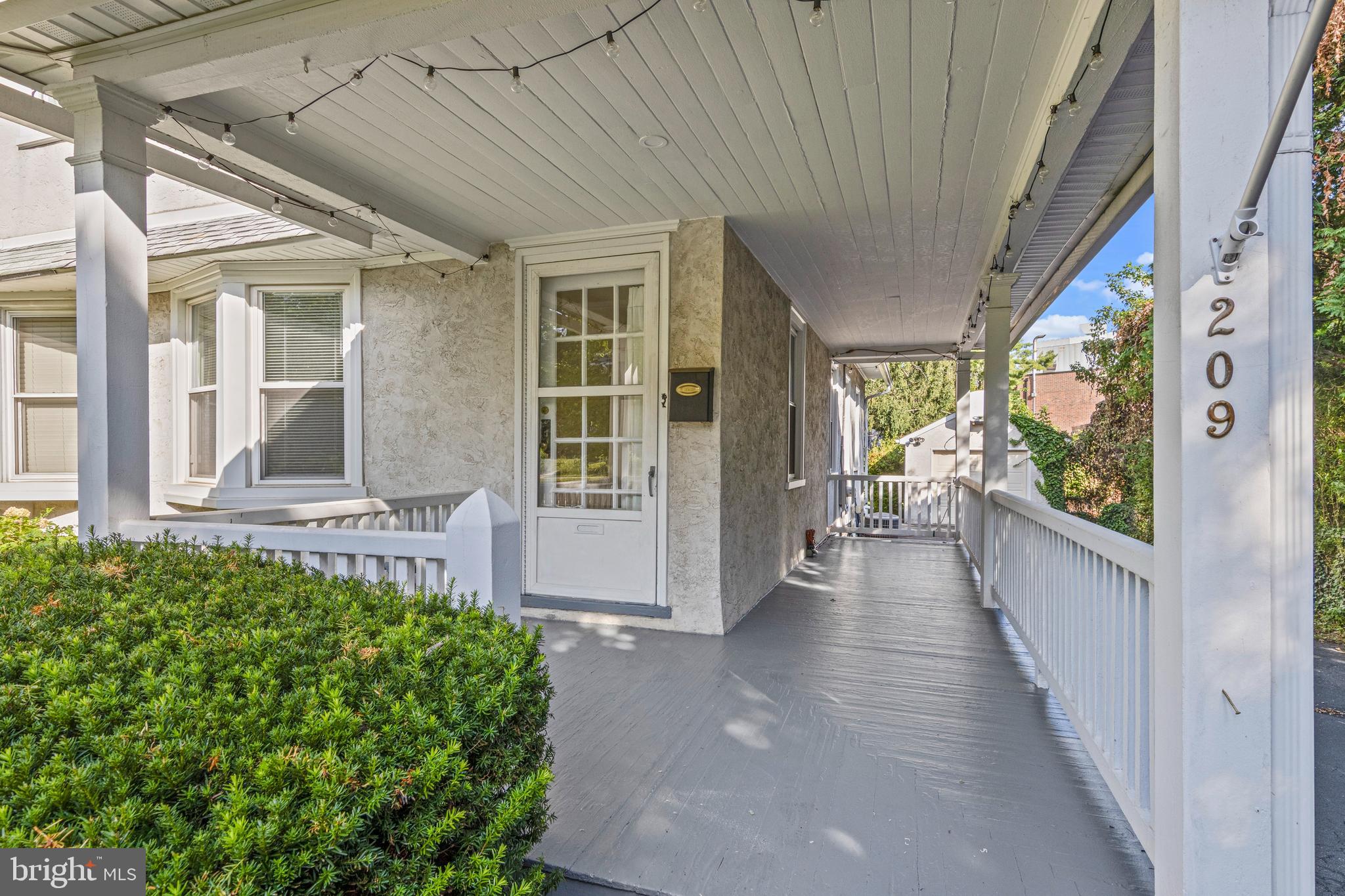 209 LENOIR AVENUE