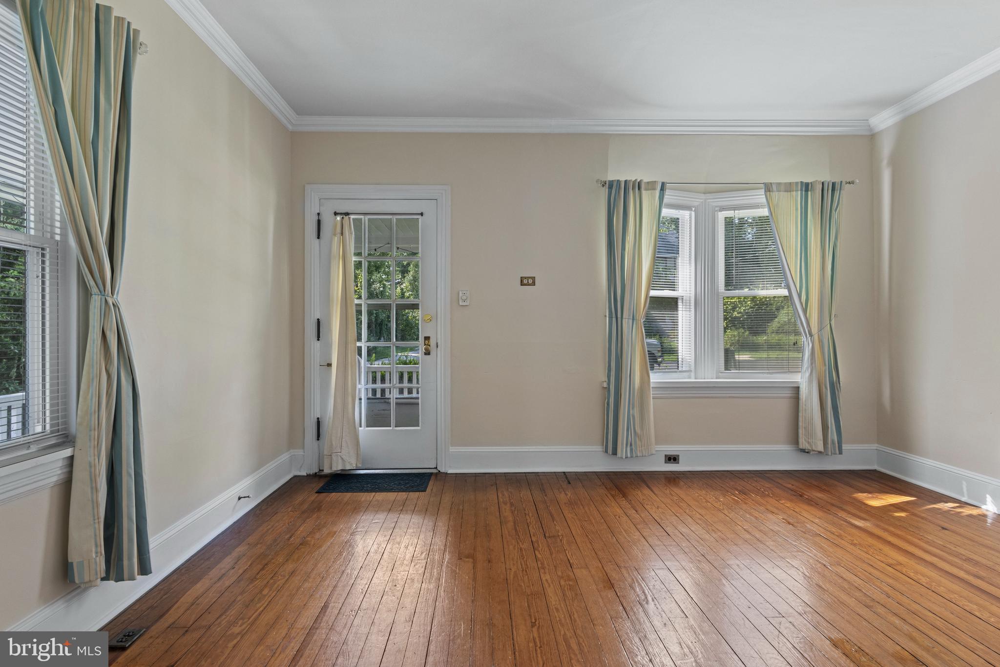 209 LENOIR AVENUE