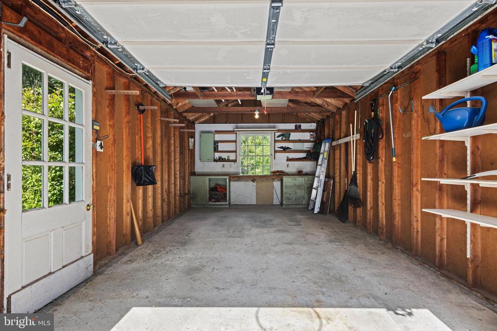 209 LENOIR AVENUE