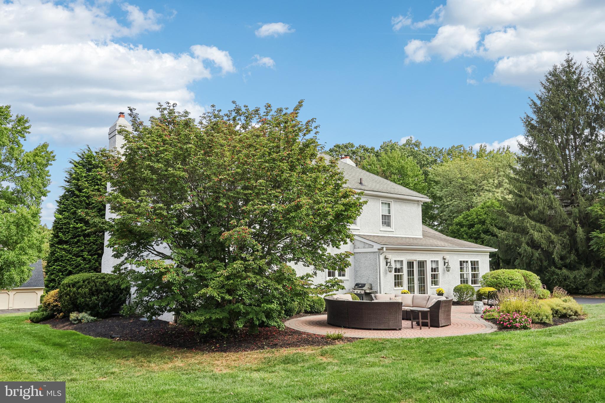 633 FOXFIELDS ROAD