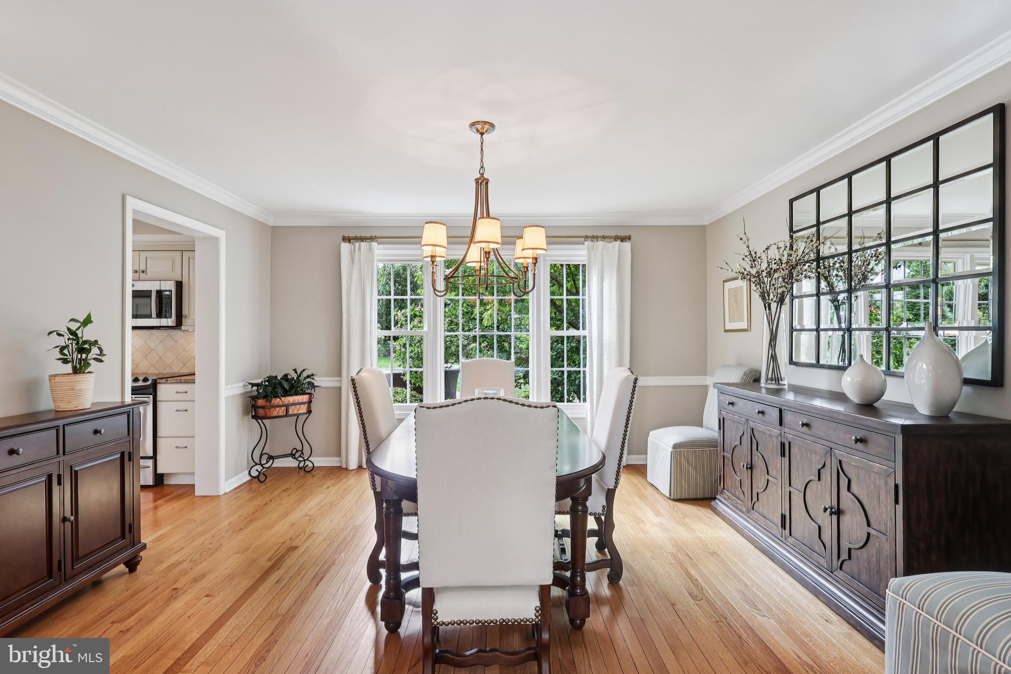 633 FOXFIELDS ROAD