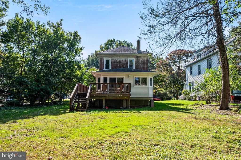 345 VASSAR AVENUE