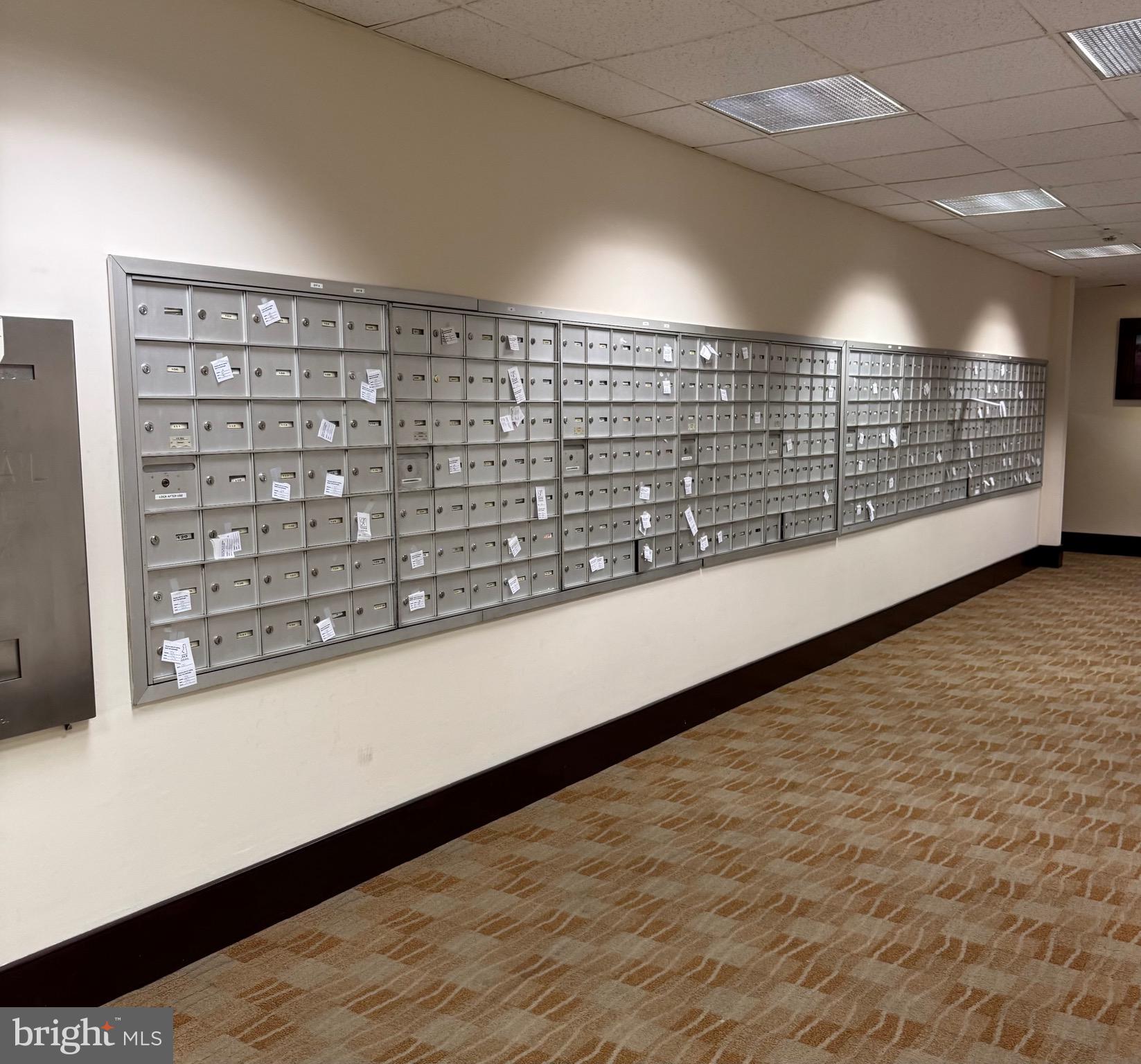 1030 E LANCASTER AVENUE 1029