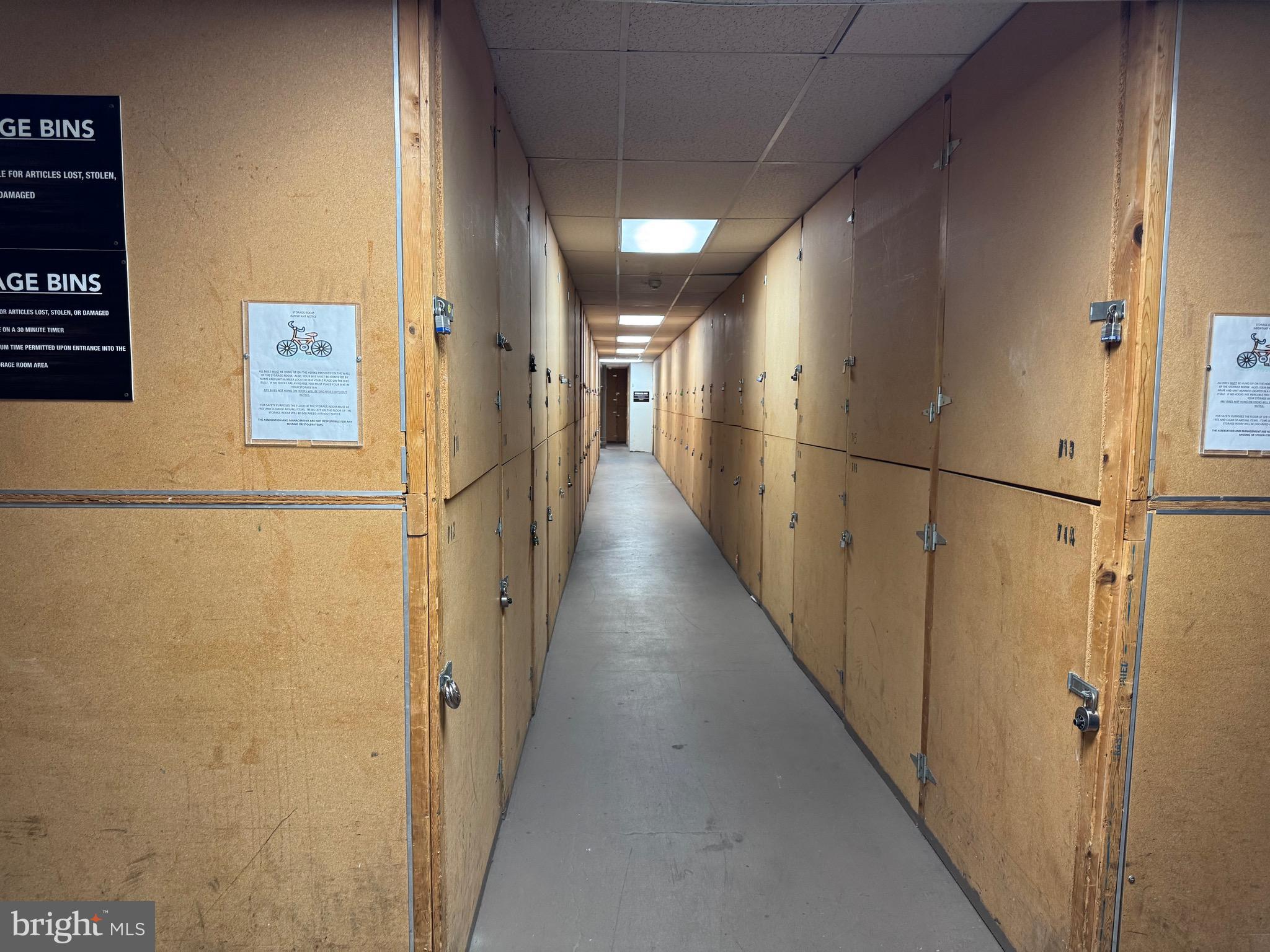 1030 E LANCASTER AVENUE 1029