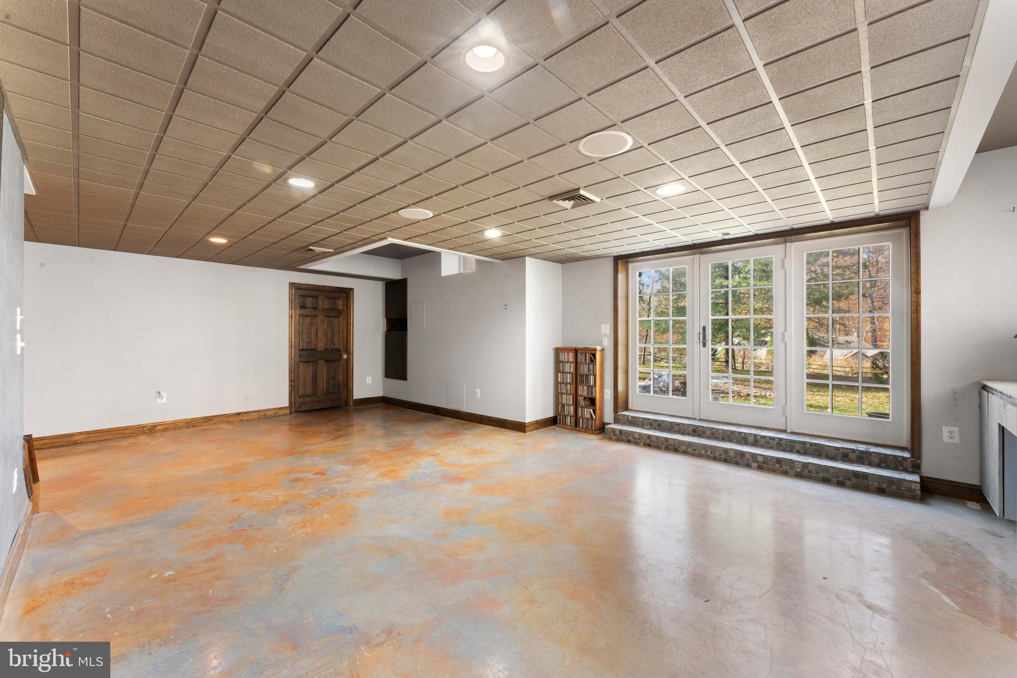 253 ITHAN CREEK ROAD