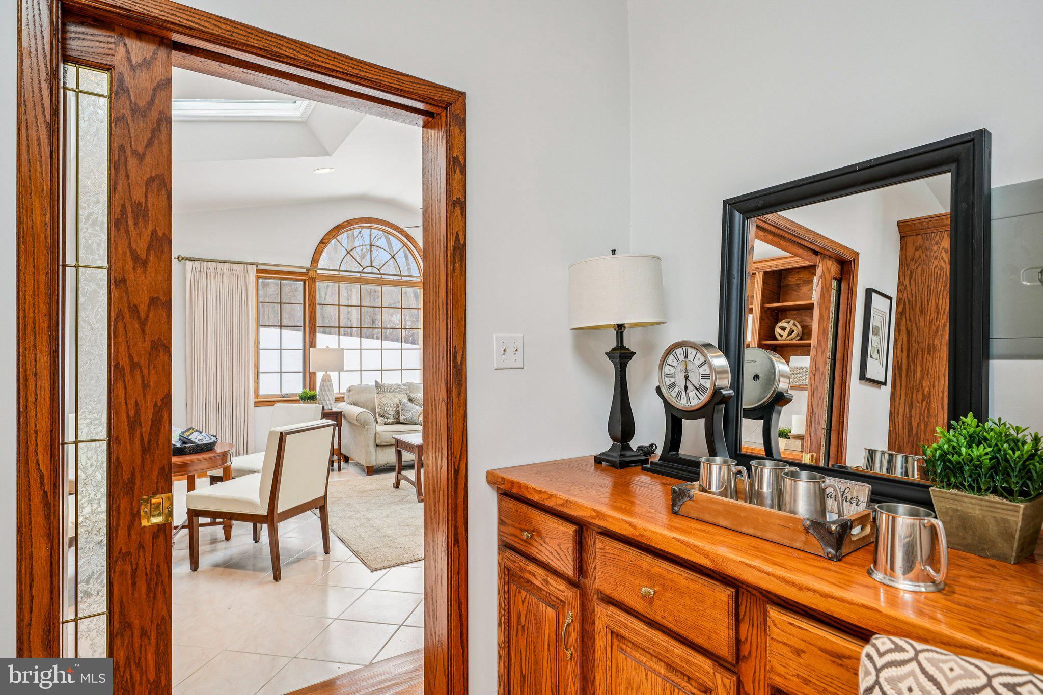 806 NORTHWINDS DRIVE