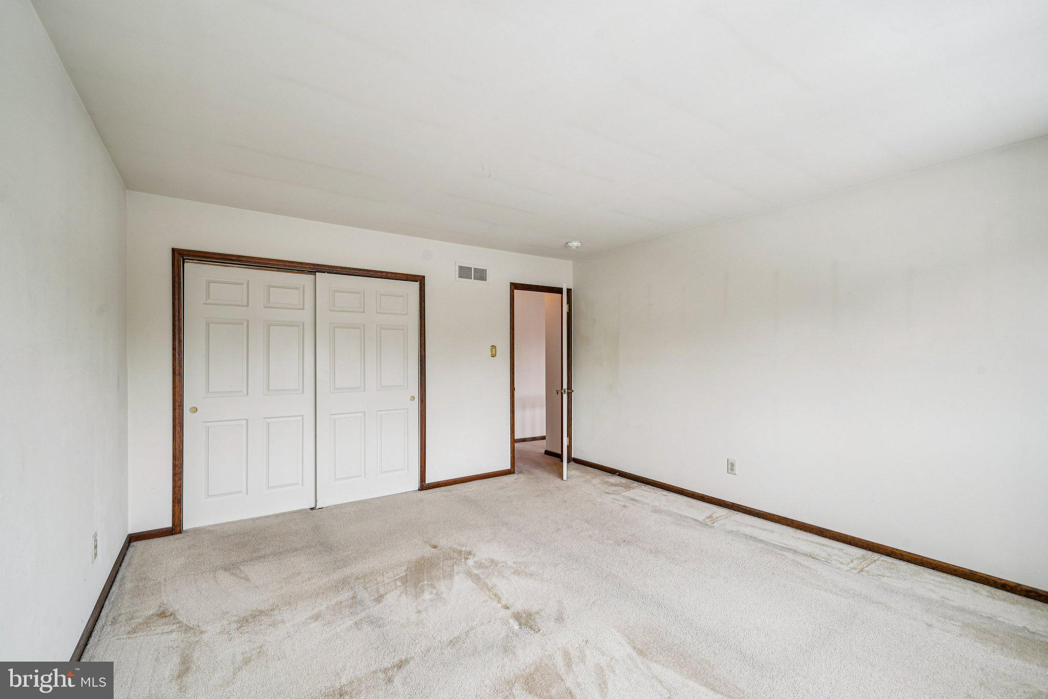 806 NORTHWINDS DRIVE