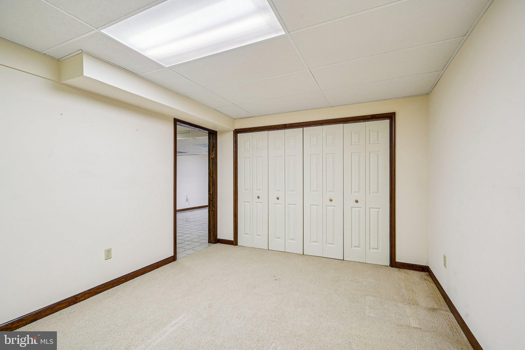 806 NORTHWINDS DRIVE